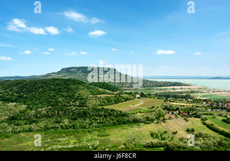 Blick auf Badacsony von Szigliget, Ungarn Stockfoto