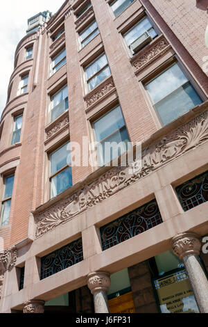 Marquette Michigan Upper Peninsula UP Lake Superior, North Front Street, Downtown, Old Savings Bank Building, 1891, roter Sandstein, Fenster, Architektur MI09 Stockfoto