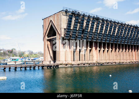 Marquette Michigan Upper Peninsula UP Lake Superior, Lower Harbour Marina, Soo Line Ore Pocket Dock, erbaut 1931, Great Lakes, Struktur, Yachthafen, Besuchertrav Stockfoto