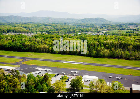 Sevierville Tennessee, Smoky Mountains, Gatlinburg Pigeon Forge Airport, Luftaufnahme von oben, Start- und Landebahn, TN080501051 Stockfoto