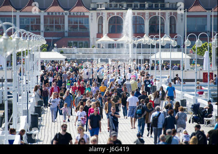 Sopot, Polen. 21. Mai 2017. Berühmte Holzmole in Sopot, Polen 21. Mai 2017 © Wojciech Strozyk / Alamy Live News Stockfoto