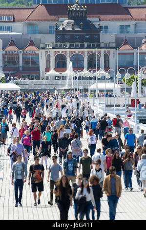 Sopot, Polen. 21. Mai 2017. Berühmte Holzmole in Sopot, Polen 21. Mai 2017 © Wojciech Strozyk / Alamy Live News Stockfoto