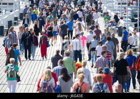 Sopot, Polen. 21. Mai 2017. Berühmte Holzmole in Sopot, Polen 21. Mai 2017 © Wojciech Strozyk / Alamy Live News Stockfoto