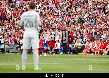 Fernando Torres (9) Atletico de Madrid-Spieler. Diego Pablo Simeone Trainer von Atletico de Madrid La Liga zwischen Atletico de Madrid Vs Athletic Club Bilbao im Vicente Calderon Stadion in Madrid, Spanien, 21. Mai 2017. Stockfoto