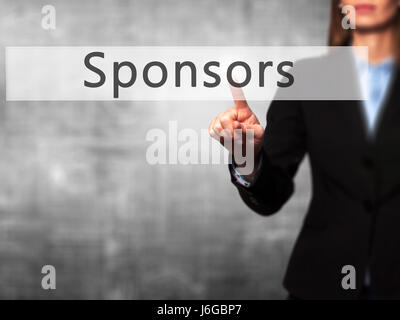 Sponsoren - Geschäftsfrau Hand Taste am touch-Screen-Oberfläche. Wirtschaft, Technologie, Internet-Konzept. Stock Foto Stockfoto