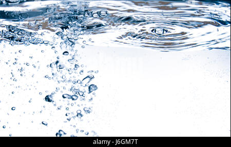 abstrakte sauberes Wasser Tropfen Tropfen Tropfen sickern triefend tropft blue motion Stockfoto