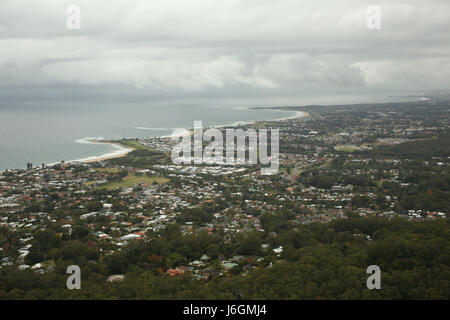 Die Aussicht vom Haus Panorama Hochzeitsfeiern auf dem Pacific Highway, Bulli Tops hinunter den Strand Städte nördlich von Wollongong aus Thirroul, Bellamb Stockfoto