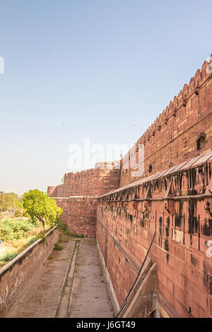 Die Wände des Agra Fort in Indien Stockfoto