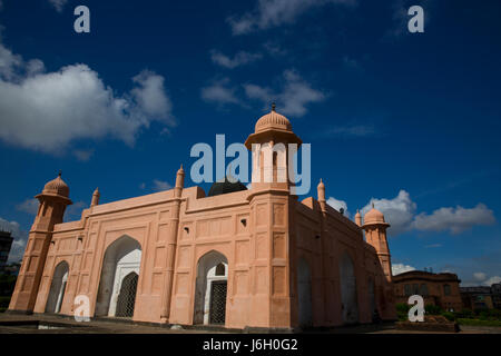 Teilansicht des Lalbag Forts zeigt Bibi Pari Grab und Diwani-i-Aam. Lalbagh Fort auch bekannt als "Fort Aurangabad" ist eine unvollständige Mughal Palace s Stockfoto