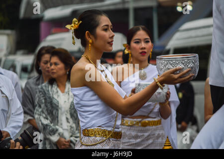 Chiang Rai, Thailand: 1. Januar 2017. Lebensmittel Angebote-Neujahrsfest der traditionellen Verdienst machen Zeremonie Stockfoto