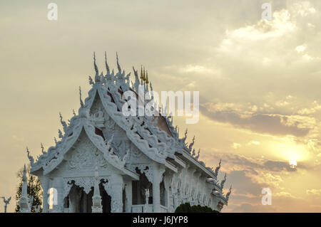 Chiang Rai, Thailand - 30. März 2017: Huai Pla Kung Tempel, einer traditionellen chinesischen Stil Pagode Stockfoto