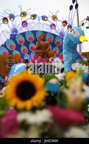 KL, MALAYSIA - 10. Mai 2017: Wesak Day Feier in Ziegelei Maha Vihara Buddhish Tempel, Kuala Lumpur, Malaysia. Stockfoto