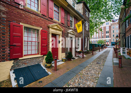 Historische Reihe Häuser am Elfreth Gasse, in Philadelphia, Pennsylvania. Stockfoto