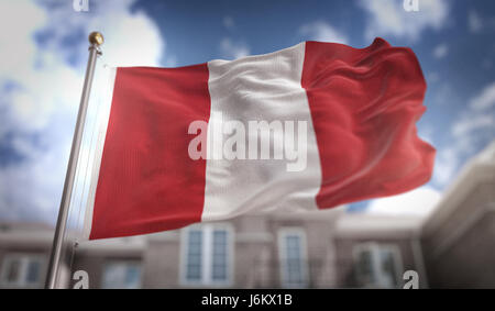 Peru Flagge 3D Rendering auf Blue-Sky-Gebäude-Hintergrund Stockfoto