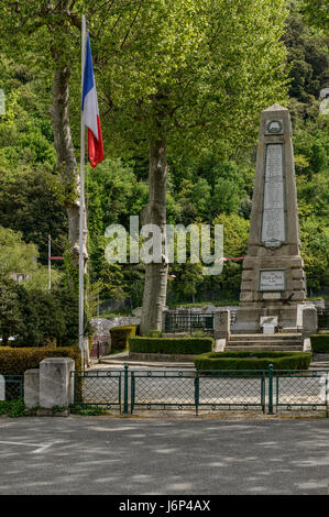 Denkmal für die Toten im Krieg von 1914-1918, der große Krieg oder ersten Weltkrieg im französischen Dorf von Foix, Frankreich, Europa Stockfoto