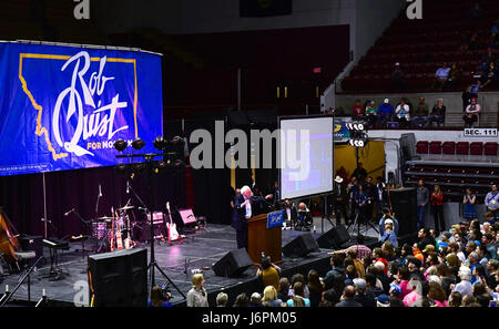 MISSOULA, MONTANA, USA - 20. Mai 2017: US-Senator Bernie Sanders spricht zu einer Menge von 4000 Fans uns Haus Kandidaten Rob Quist an der Unversität Stockfoto