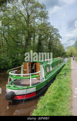 Narrowboats auf die Brecon Monmouth Kanal an Talybont auf Usk, Brecon Beacons Stockfoto