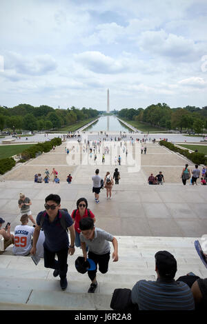 Blick aus dem Lincoln-Memorial entlang der national Mall und Spiegelteich Washington DC USA Stockfoto