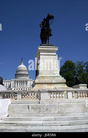 Das Ulysses s Grant Memorial vor dem United States Capitol Gebäude Washington DC USA Stockfoto