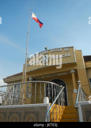 Dieser Bezug auf die Bulacan Municipal Hall bezeichnet sie als wichtiges Regierungsgebäude in der Provinz Bulacan auf den Philippinen, das als Verwaltungszentrum für die lokale Regierung dient. Stockfoto