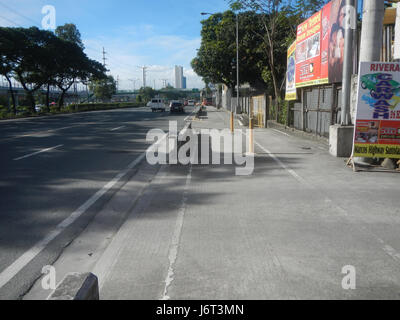 09595 Radwege Santolan LRT Station Marcos Highway 13 Stockfoto