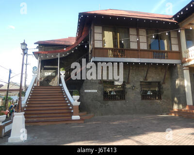 Dieser Eintrag bezieht sich auf bedeutende Orte in Marikina City, wie Baranggays San Roque und Santa Elena, die Santa Elena Kirche und die Kapitan Moy Residence, Schlüsselpunkte von historischer und kultureller Bedeutung. Stockfoto