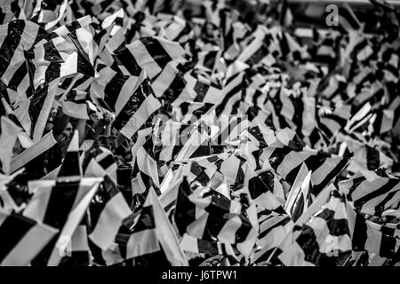 Turin, Italien. 21. Mai 2017. Juventus-fans Fußball: italienische "Serie A" match zwischen Juventus 3-0 FC Crotone Juventus Stadium in Turin, Italien. Bildnachweis: Maurizio Borsari/AFLO/Alamy Live-Nachrichten Stockfoto