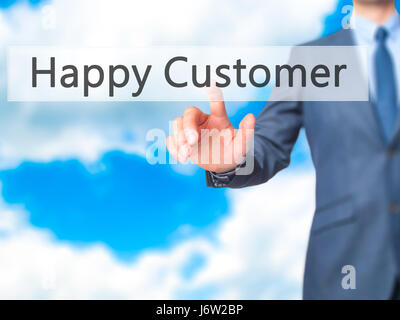 Zufriedener Kunde - Geschäftsmann Hand Taste am Touch-Screen-Oberfläche. Wirtschaft, Technologie, Internet-Konzept. Stock Foto Stockfoto