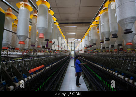 Ein Garn Spinnerei in Dhaka, Bangladesch. Stockfoto