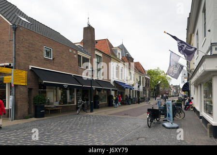 NAARDEN - Niederlande - 13. Mai 2017: Naarden ist eine Stadt und ehemalige Gemeinde in der Region Gooi in der Provinz Nord-Holland in den Niederlanden Stockfoto