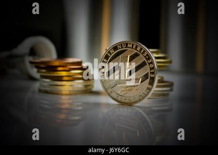 Digitale Währung physische Silber Litecoin Münze Stockfoto