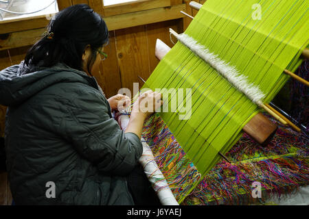 Bhutan Frau traditionelle Weberei, Thimphu, Bhutan Stockfoto