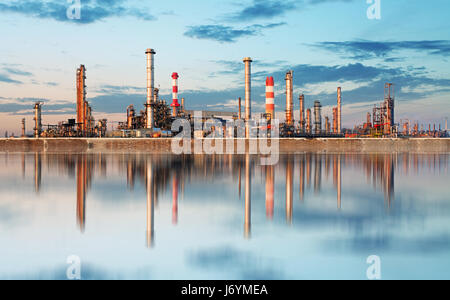 Inustry - Öl-Raffinerie, Petrochemie-Anlage Stockfoto