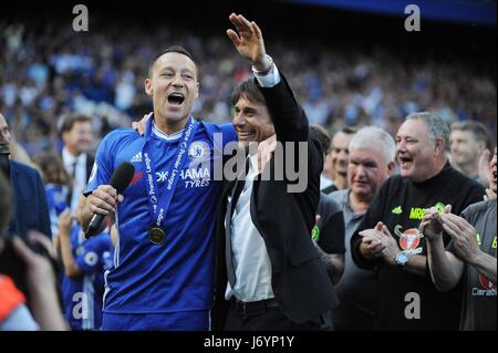 JOHN TERRY von CHELSEA macht ein CHELSEA V SUNDERLAND STAMFORD BRIDGE Stadion LONDON ENGLAND 21. Mai 2017 Stockfoto