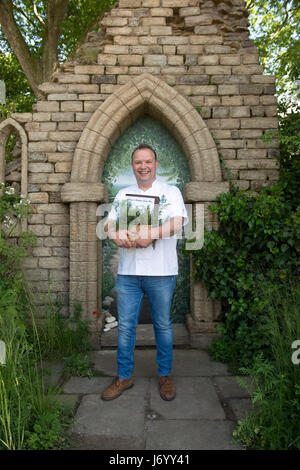 Yorkshire Sternekoch Andrew Pern Besuche den Empfang in Yorkshire Garten während der Pressevorschau von der RHS Chelsea Flower Show im Royal Hospital Chelsea, London. Stockfoto