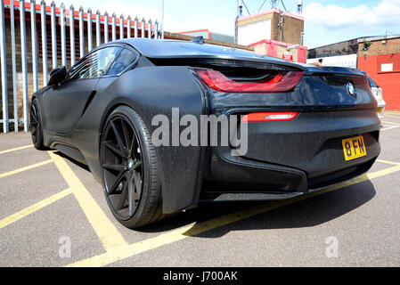 BMW i8, die zum ersten Mal als das BMW Concept Vision Efficient Dynamics, ist ein Plug-in-Hybrid Sportwagen von BMW entwickelt. Registrierung 8 FN Stockfoto