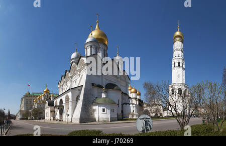 Kathedrale des Erzengels, orthodoxe Kirche gewidmet der Erzengel Michael und Ivan der große Glockenturm, der höchste Turm des Moskauer Kreml Stockfoto