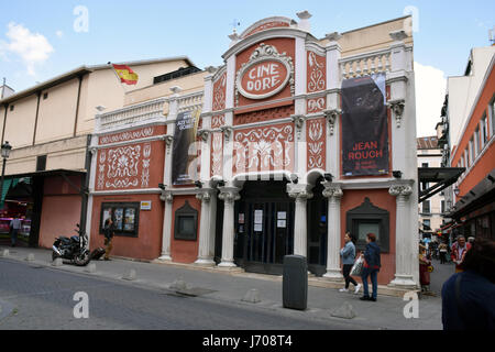 Cine Dore, das älteste Kino in Madrid, aus dem Jahr 1922, Spanien Stockfoto