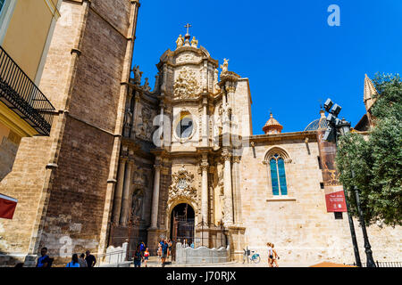 VALENCIA, Spanien - 3. August 2016: Metropolitan Kathedrale Basilika Mariä Himmelfahrt unserer lieben Frau von Valencia (Heiliges Marys Kathedrale oder Valencia Cathe Stockfoto