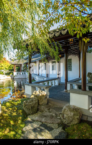 Dunedin, Neuseeland - Mai 3,2016: Korridor im Chinesischen Garten Dunedin in Neuseeland. Stockfoto