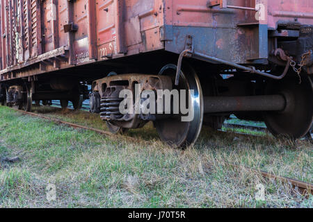 Schiene rostigen Güterwagen horizontale Nahaufnahme Stockfoto