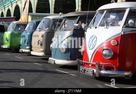 Brighton Breeze VW Camper laufen Stockfoto