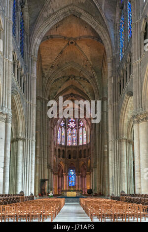 Innenraum der Kathedrale von Notre-Dame de Reims, Reims, Frankreich Stockfoto