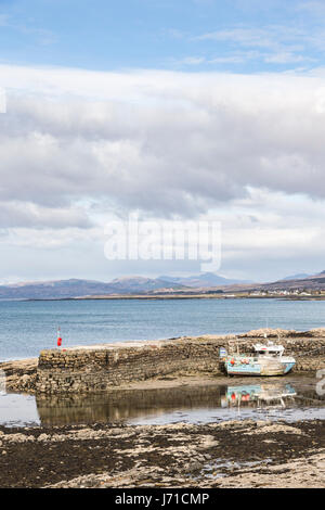 Broadford Hafen auf der Insel Skye in Schottland. Stockfoto