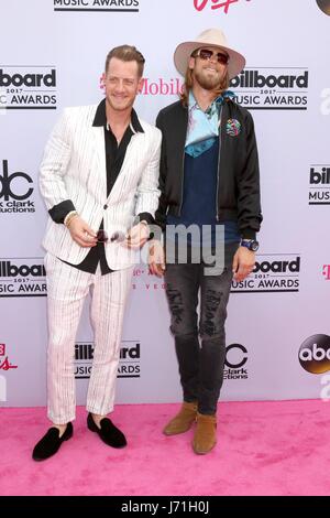 Florida Georgia Line, Tyler Hubbard, Brian Kelley im Ankunftsbereich für Billboard Music Awards 2017 - Ankünfte, T-Mobile Arena, Las Vegas, NV 21. Mai 2017. Foto von: Priscilla Grant/Everett Collection Stockfoto