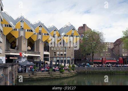 ROTTERDAM, Niederlande - 16. Mai 2017: Cube Häuser sind eine Reihe von innovativen Häuser in Rotterdam und Helmond in den Niederlanden, entworfen von Bogen Stockfoto