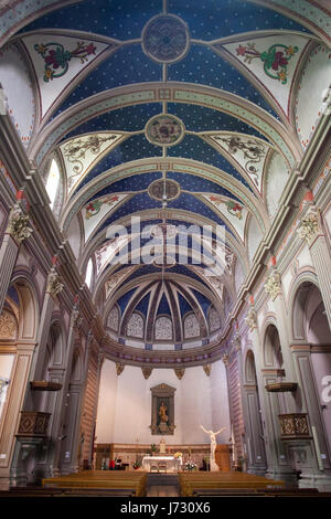 Kirche von Sant Vicenc Interieur in Tossa de Mar, Katalonien, Spanien Stockfoto