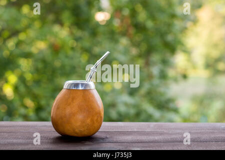 Yerba Mate in Kürbis matero Stockfoto