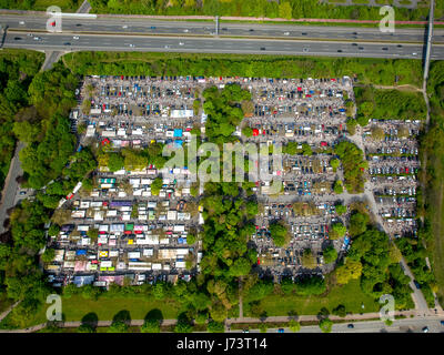 Flohmarkt an der Universität Dortmund, Schnäppchenmarkt, secondhand-Markt, Dortmund, Ruhr und Umgebung, Nordrhein-Westfalen, Deutschland, Flohmarkt einer der Stockfoto