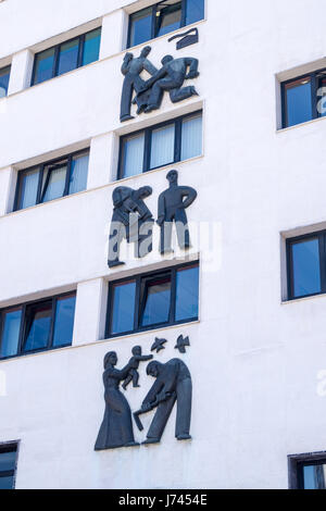 Art-Deco-Fassade der Gesundheit Ministerium für Büros, Plaza Carbayon, Oviedo, Asturien, Spanien Stockfoto